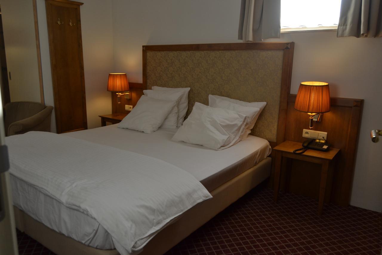 Hotel The Lord Gandawa Zewnętrze zdjęcie