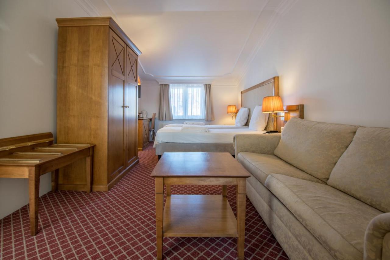 Hotel The Lord Gandawa Zewnętrze zdjęcie