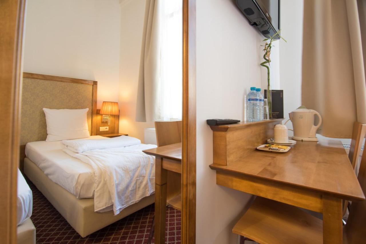 Hotel The Lord Gandawa Zewnętrze zdjęcie