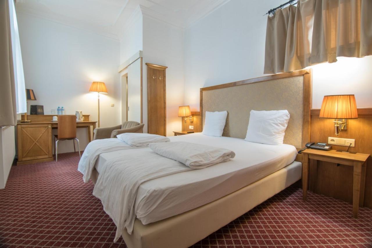 Hotel The Lord Gandawa Zewnętrze zdjęcie